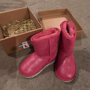 Girls size 9 pink glitter Uggs